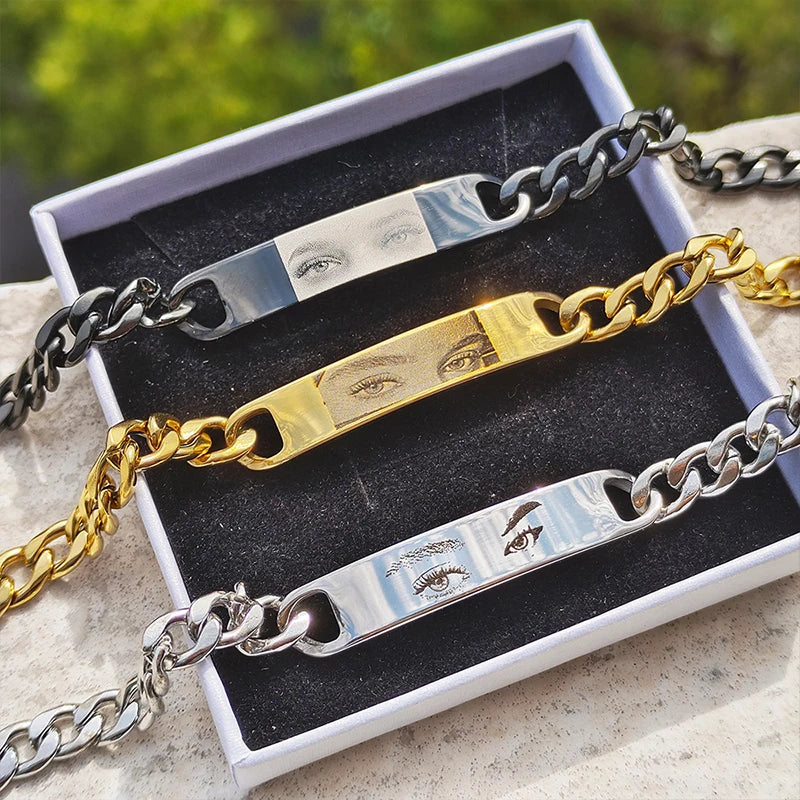 AURENTYxVECINO™ - Personalized Eye Picture Keychain with Bracelet included